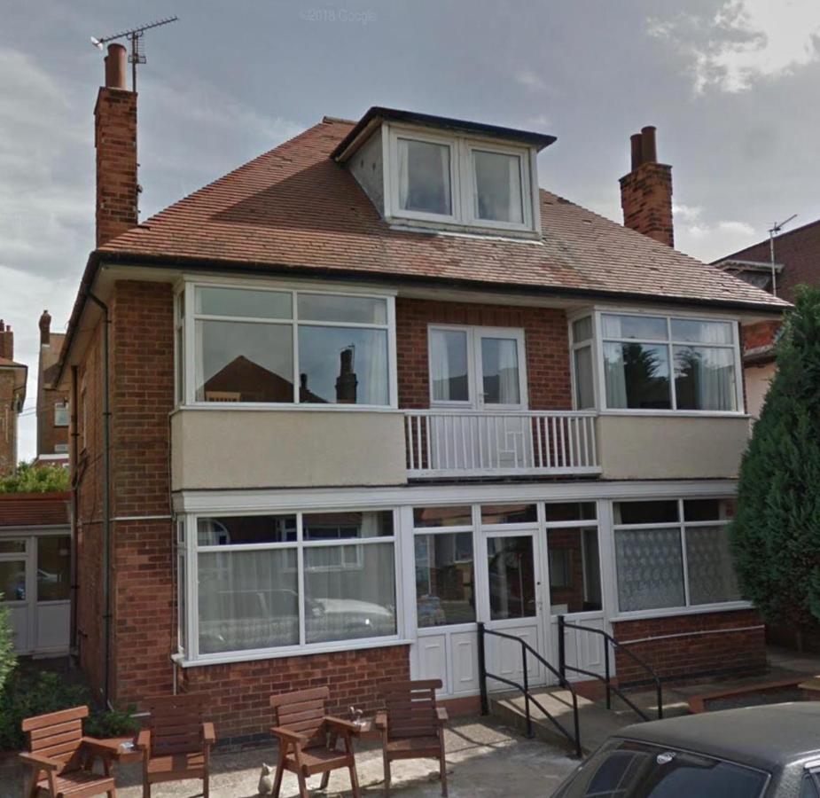 Large Ground Floor Studio Holiday Apartment Skegness - Flat 12 Esterno foto